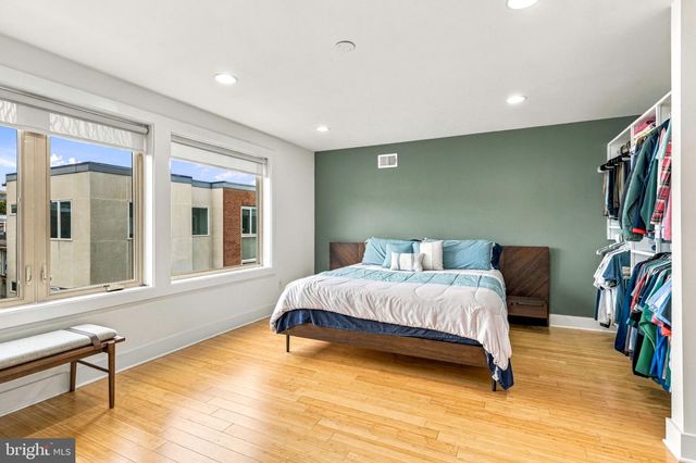 519 MONTROSE ST, Philadelphia, PA 19147
