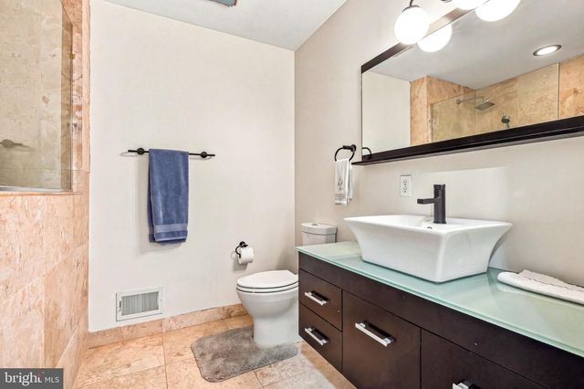 519 MONTROSE ST, Philadelphia, PA 19147