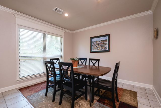 14 Johnnycake Lane, Little Rock, AR 72211