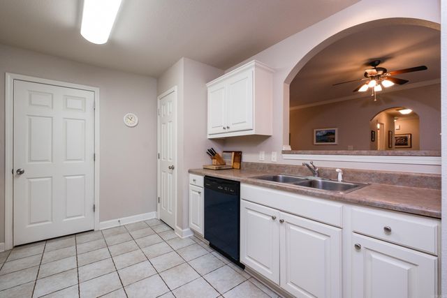 14 Johnnycake Lane, Little Rock, AR 72211