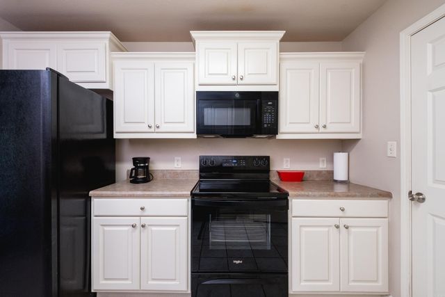 14 Johnnycake Lane, Little Rock, AR 72211