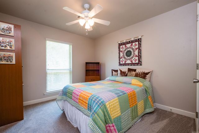 14 Johnnycake Lane, Little Rock, AR 72211