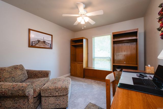 14 Johnnycake Lane, Little Rock, AR 72211