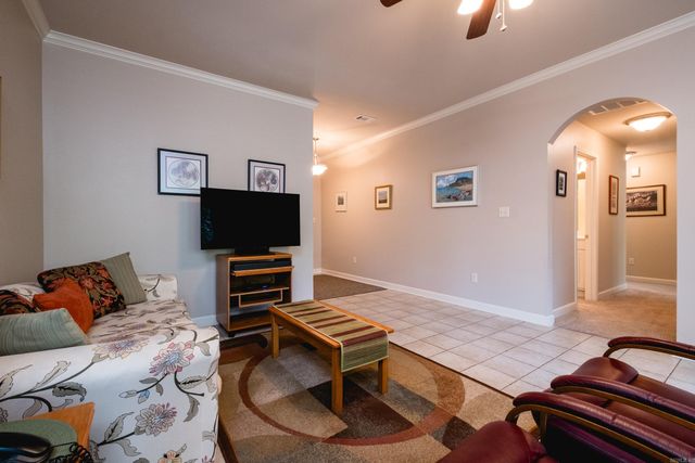 14 Johnnycake Lane, Little Rock, AR 72211