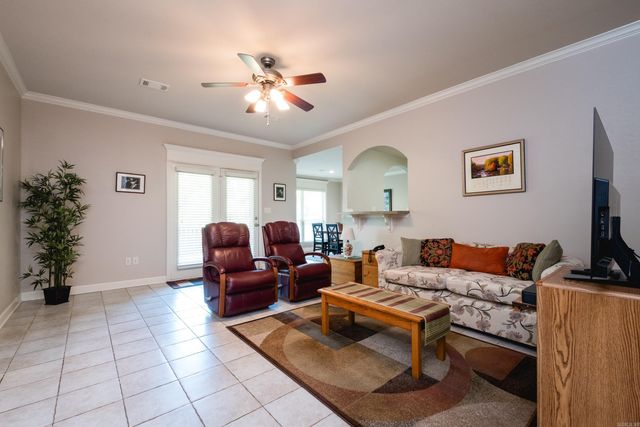 14 Johnnycake Lane, Little Rock, AR 72211