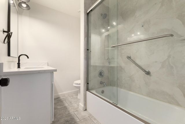 1912 W ROMA Avenue, Phoenix, AZ 85015