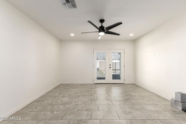 1912 W ROMA Avenue, Phoenix, AZ 85015