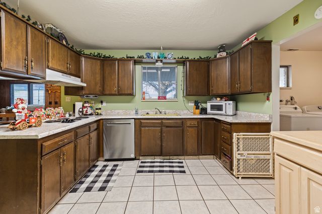 376 W 200 N, Aurora, UT 84620