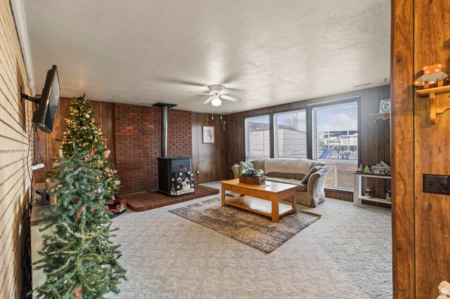 376 W 200 N, Aurora, UT 84620