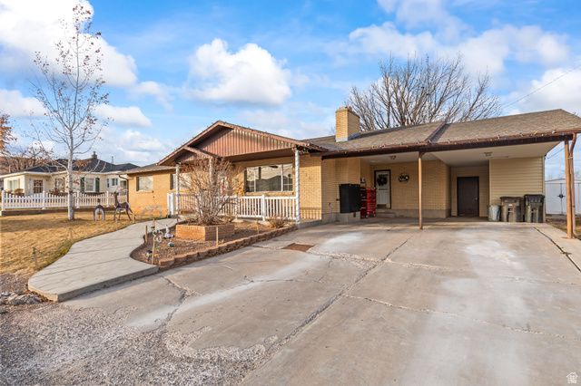 376 W 200 N, Aurora, UT 84620