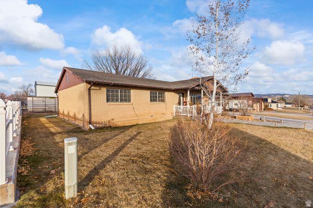 376 W 200 N, Aurora, UT 84620
