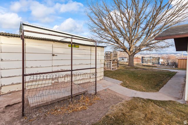 376 W 200 N, Aurora, UT 84620