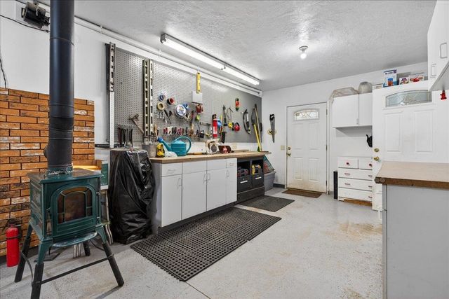 33518 N Missile Site Rd, Deer Park, WA 99006
