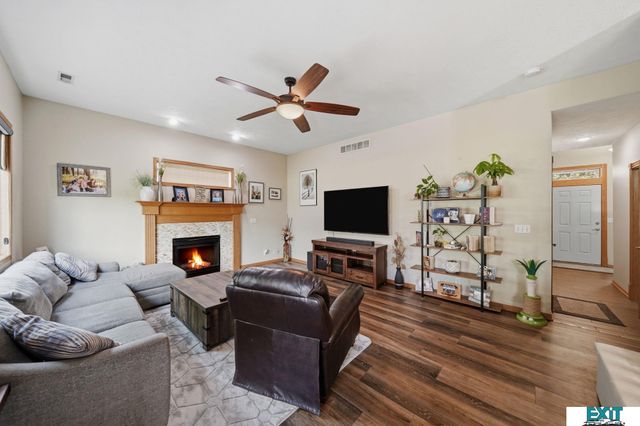 5421 W. Brixton Drive, Lincoln, NE 68521