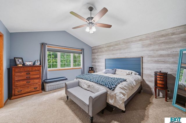 5421 W. Brixton Drive, Lincoln, NE 68521