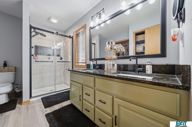 5421 W. Brixton Drive, Lincoln, NE 68521