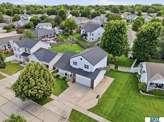 5421 W. Brixton Drive, Lincoln, NE 68521