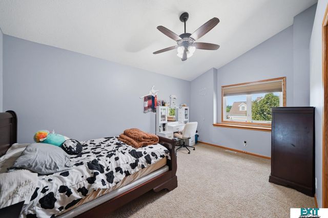 5421 W. Brixton Drive, Lincoln, NE 68521