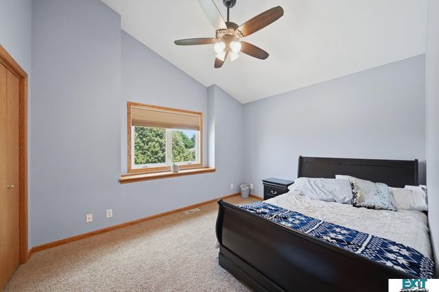 5421 W. Brixton Drive, Lincoln, NE 68521