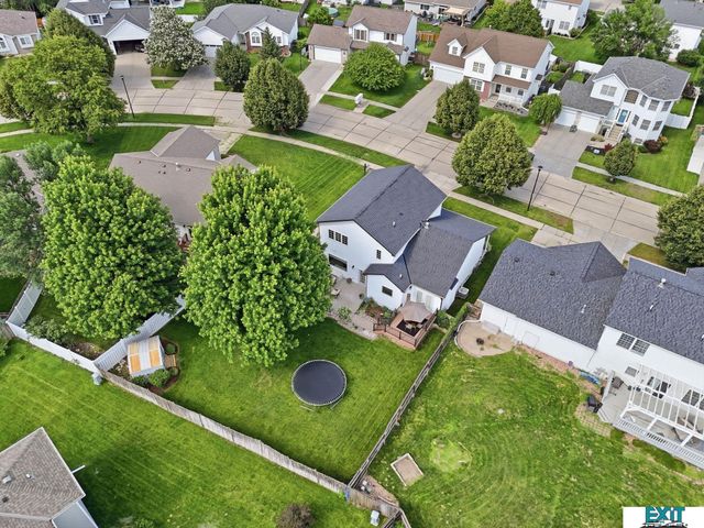 5421 W. Brixton Drive, Lincoln, NE 68521