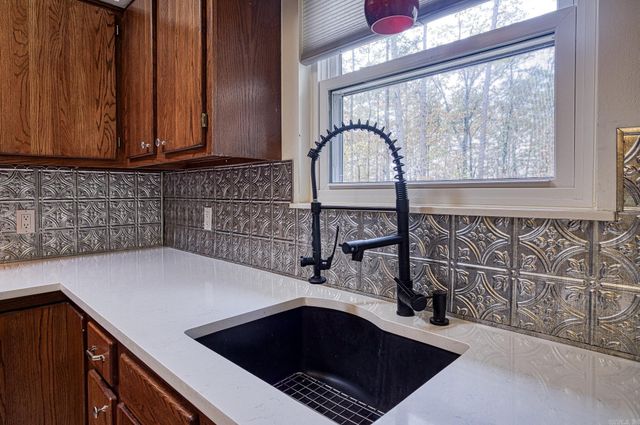 49 Cordoba Way, Hot Springs Village, AR 71909