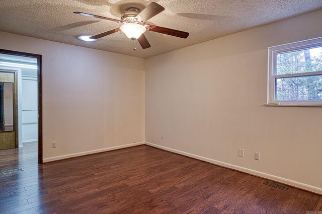 49 Cordoba Way, Hot Springs Village, AR 71909