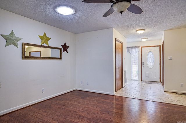 49 Cordoba Way, Hot Springs Village, AR 71909