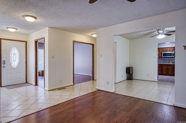 49 Cordoba Way, Hot Springs Village, AR 71909