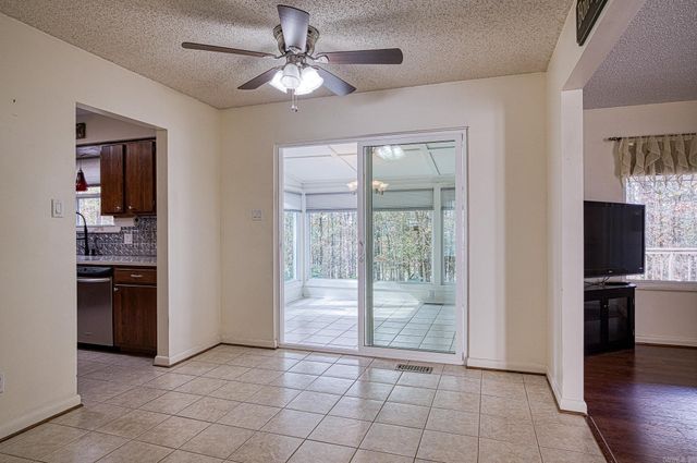 49 Cordoba Way, Hot Springs Village, AR 71909