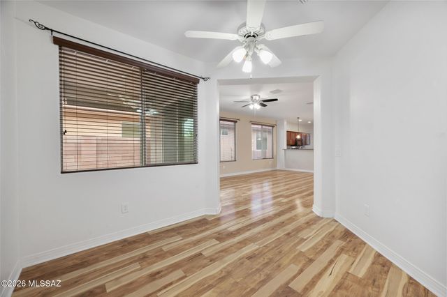 599 N Tunitcha Drive, Green Valley, AZ 85614