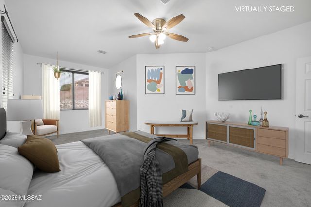 599 N Tunitcha Drive, Green Valley, AZ 85614