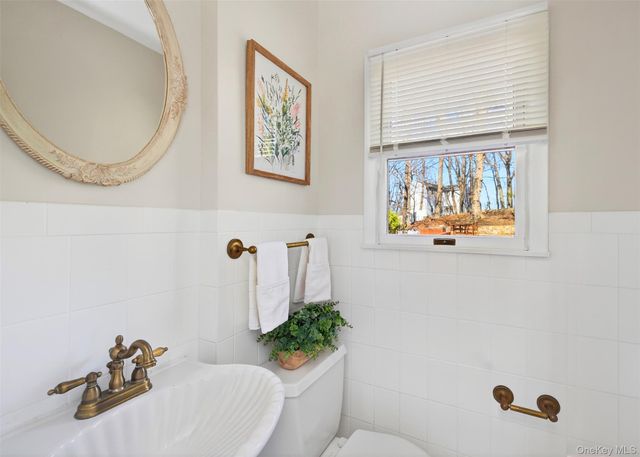 13 Irvington Street, Dobbs Ferry, NY 10522