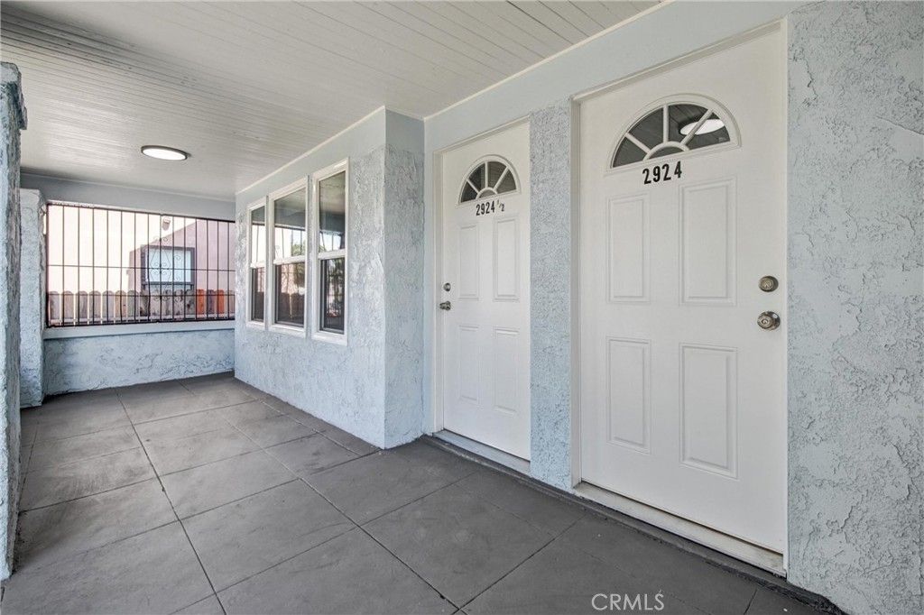 2924 S Normandie, Los Angeles, CA 90007 — photo 3