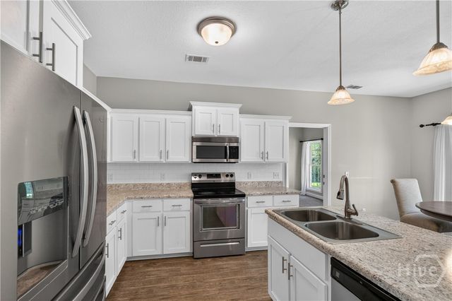 214 Dewpoint Drive, Statesboro, GA 30458