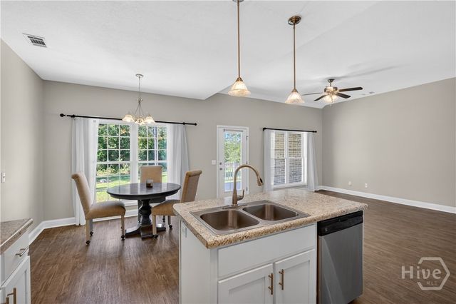 214 Dewpoint Drive, Statesboro, GA 30458