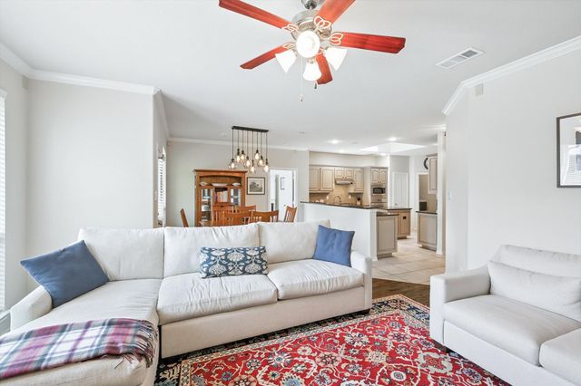 2209 Laurel Forest Drive, Fort Worth, TX 76177