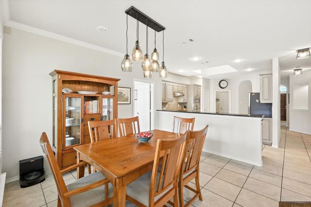 2209 Laurel Forest Drive, Fort Worth, TX 76177