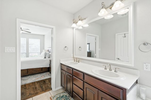 2209 Laurel Forest Drive, Fort Worth, TX 76177