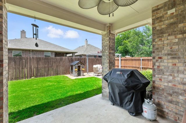 2209 Laurel Forest Drive, Fort Worth, TX 76177