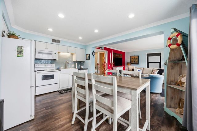 5905 South Kings Hwy. A336, Myrtle Beach, SC 29575