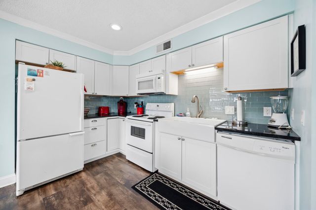 5905 South Kings Hwy. A336, Myrtle Beach, SC 29575