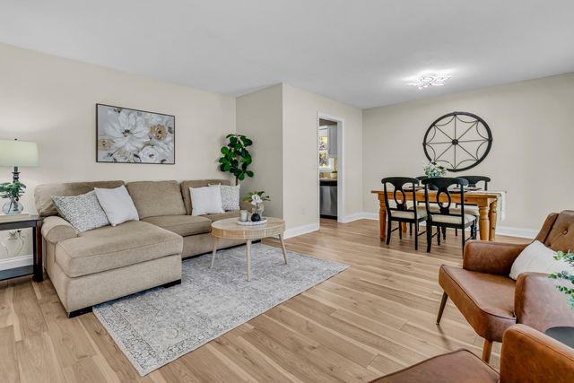 931 Night Heron Drive, Mount Pleasant, SC 29464