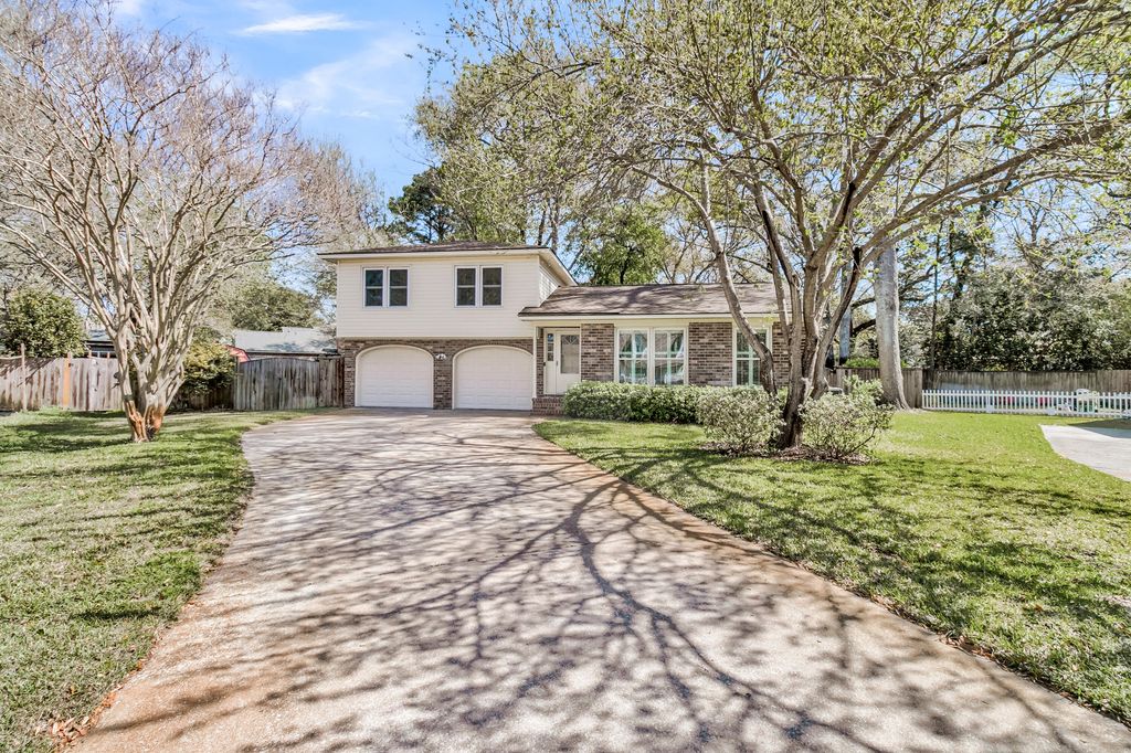 931 Night Heron Drive, Mount Pleasant, SC 29464