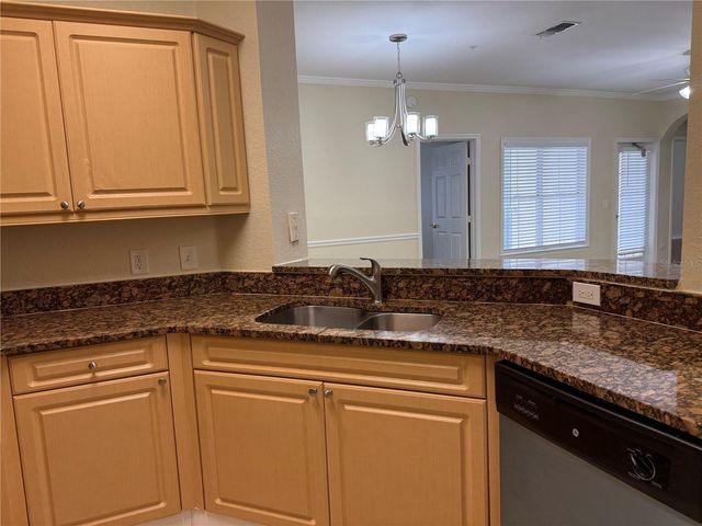 3725 CONROY ROAD 2127, Orlando, FL 32839