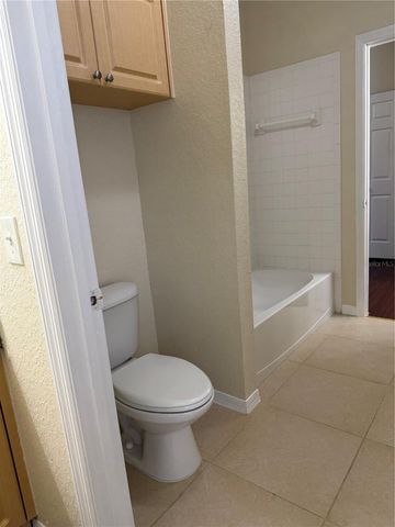 3725 CONROY ROAD 2127, Orlando, FL 32839