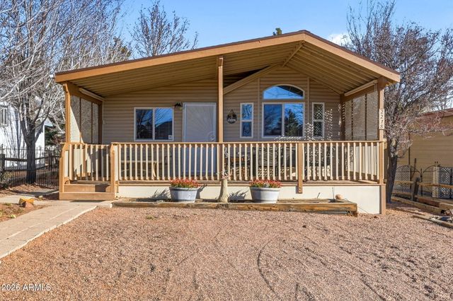 2218 RODEO Road, Overgaard, AZ 85933