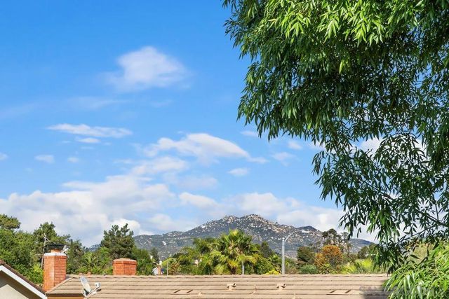 16821 Palmero Dr, San Diego, CA 92128