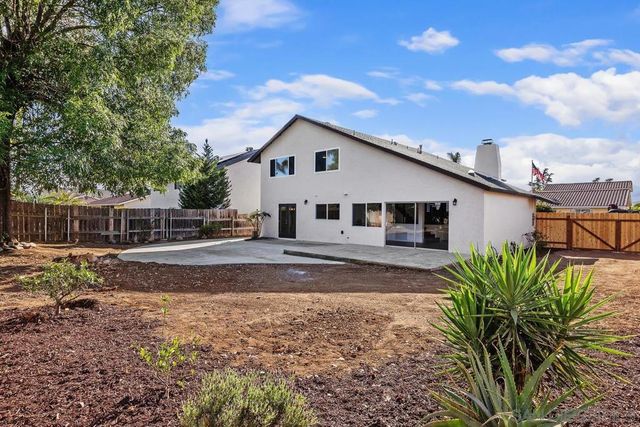 16821 Palmero Dr, San Diego, CA 92128