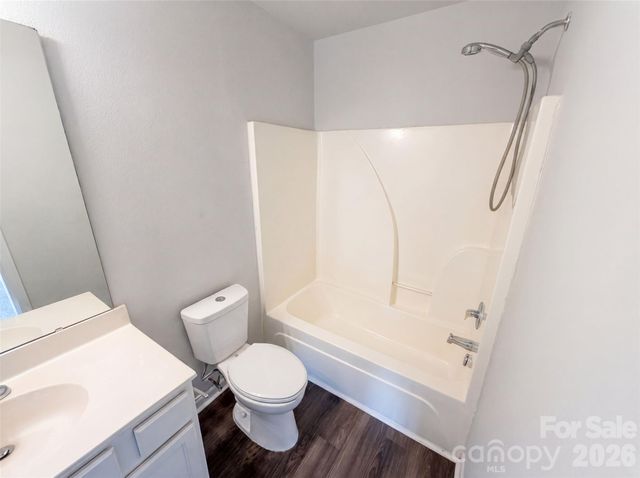 3831 Mohawk Court, Charlotte, NC 28215