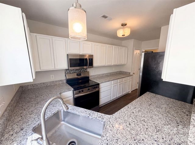 3831 Mohawk Court, Charlotte, NC 28215